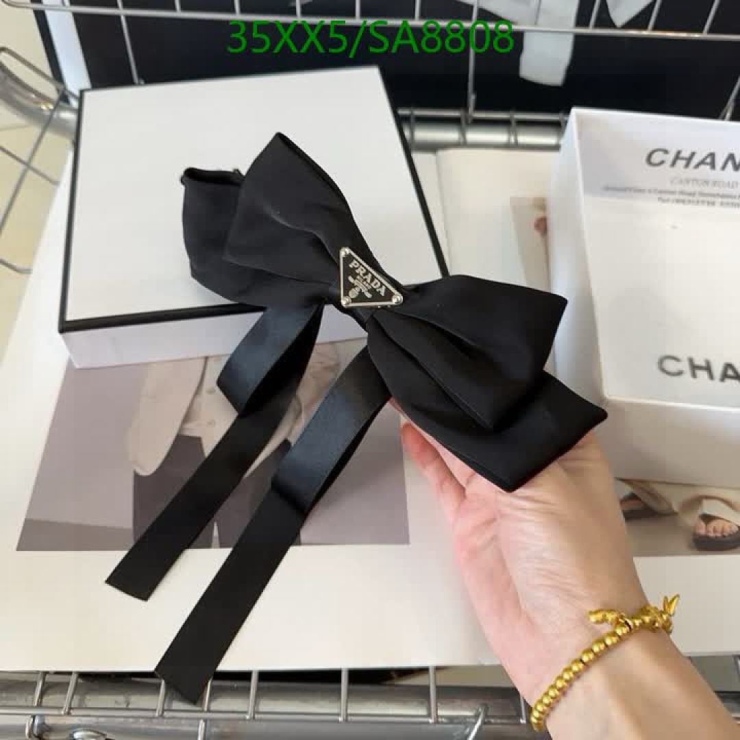 Prada-Headband Code: SA8808 $: 35USD