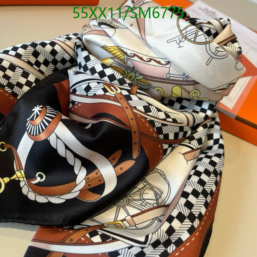 Hermes-Scarf Code: SM6775 $: 55USD