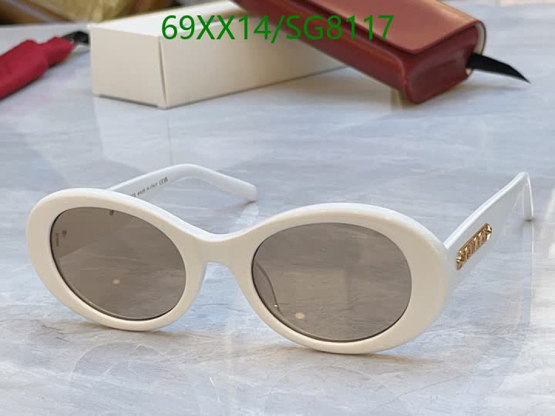 Gucci-Glasses Code: SG8117 $: 69USD
