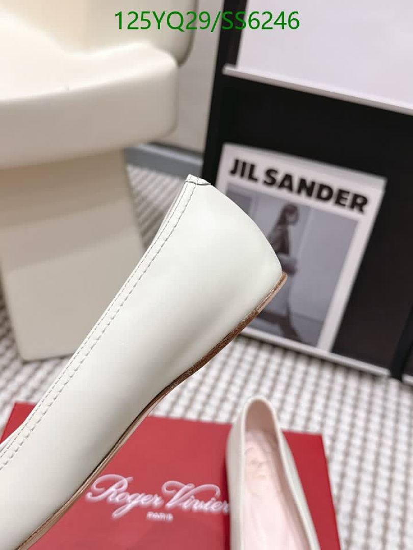 Roger Vivier-Women Shoes Code: SS6246 $: 125USD