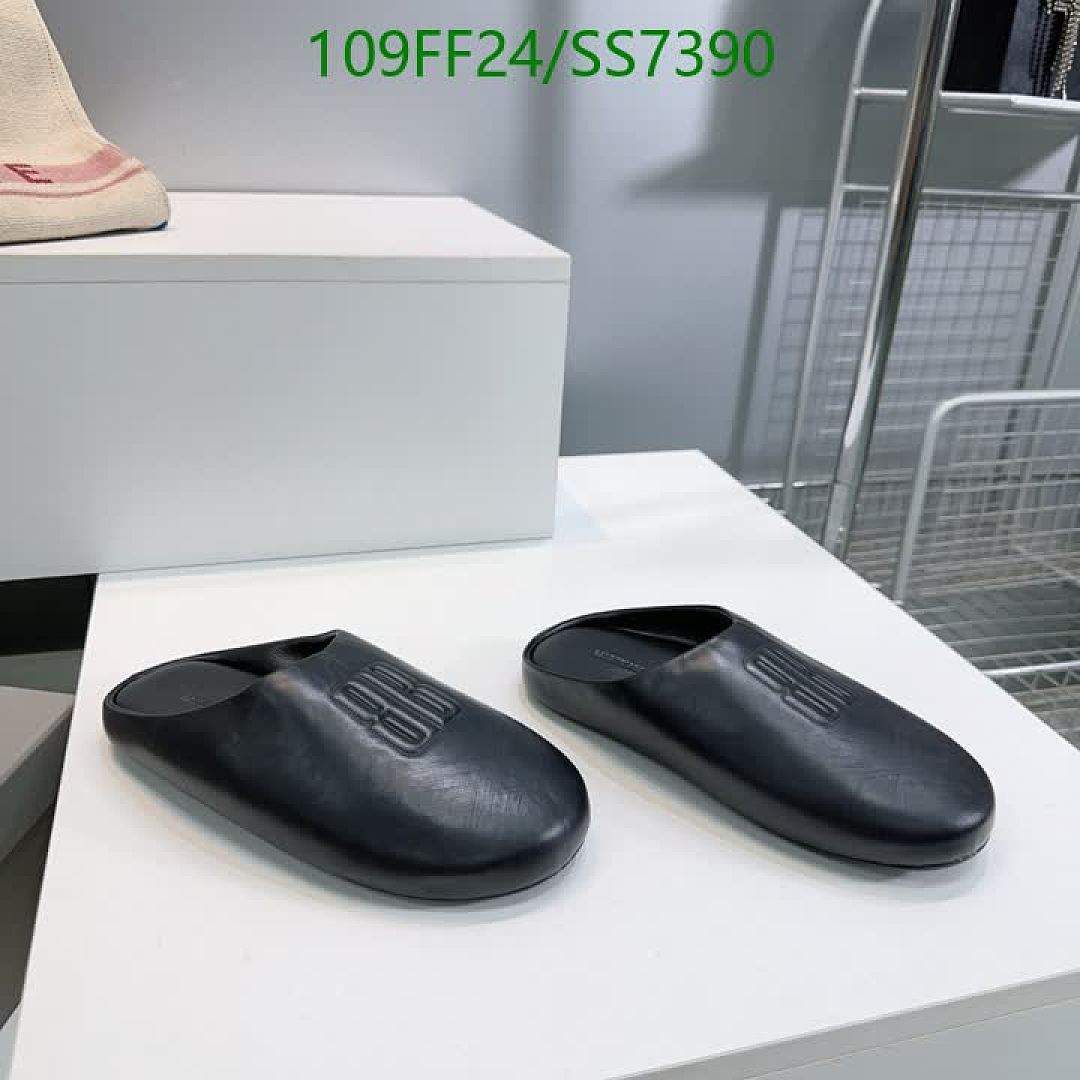 Balenciaga-Women Shoes Code: SS7390 $: 109USD