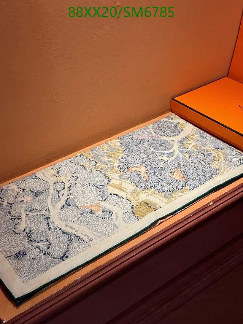 Hermes-Scarf Code: SM6785 $: 88USD