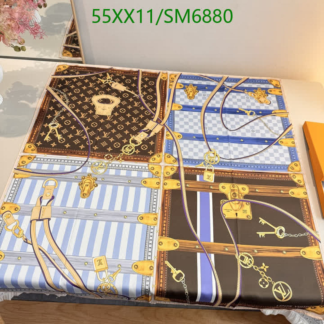 LV-Scarf Code: SM6880 $: 55USD