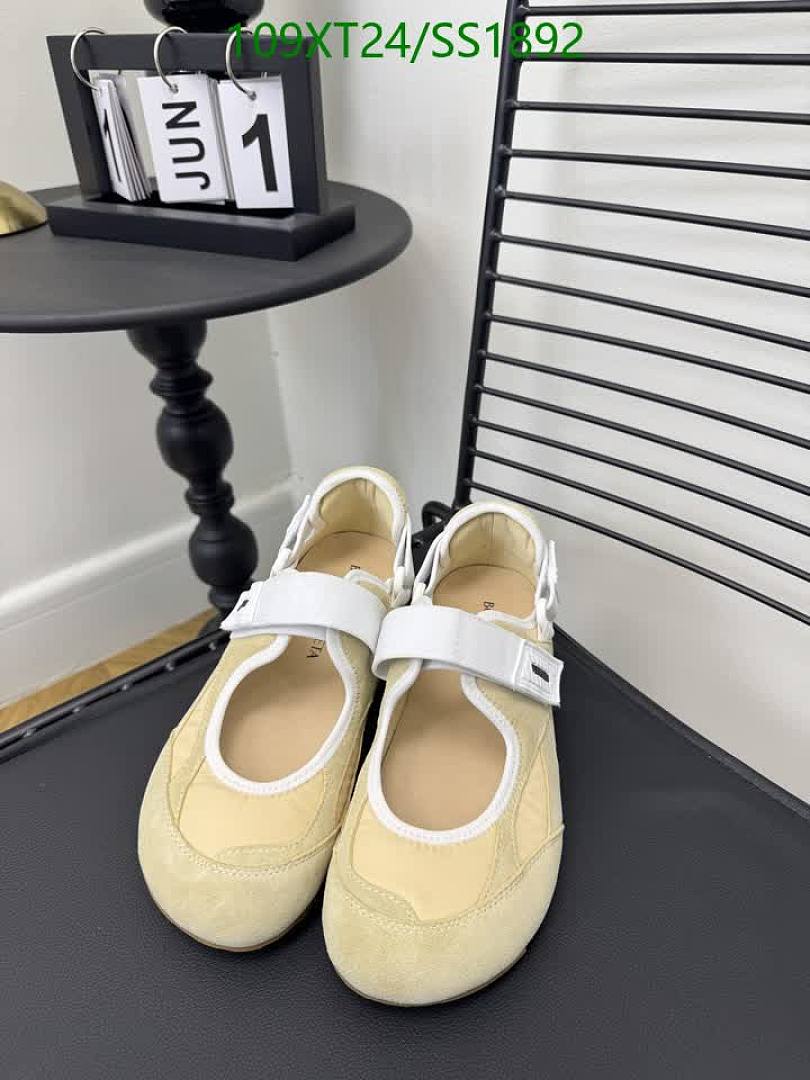 BV-Women Shoes Code: SS1892 $: 109USD