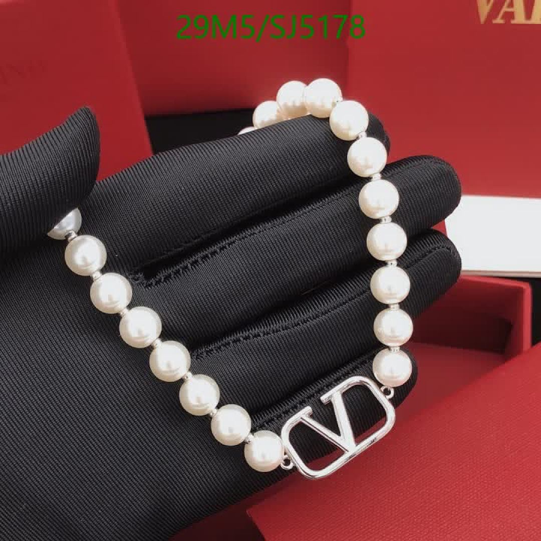Valentino-Jewelry Code: SJ5178 $: 29USD