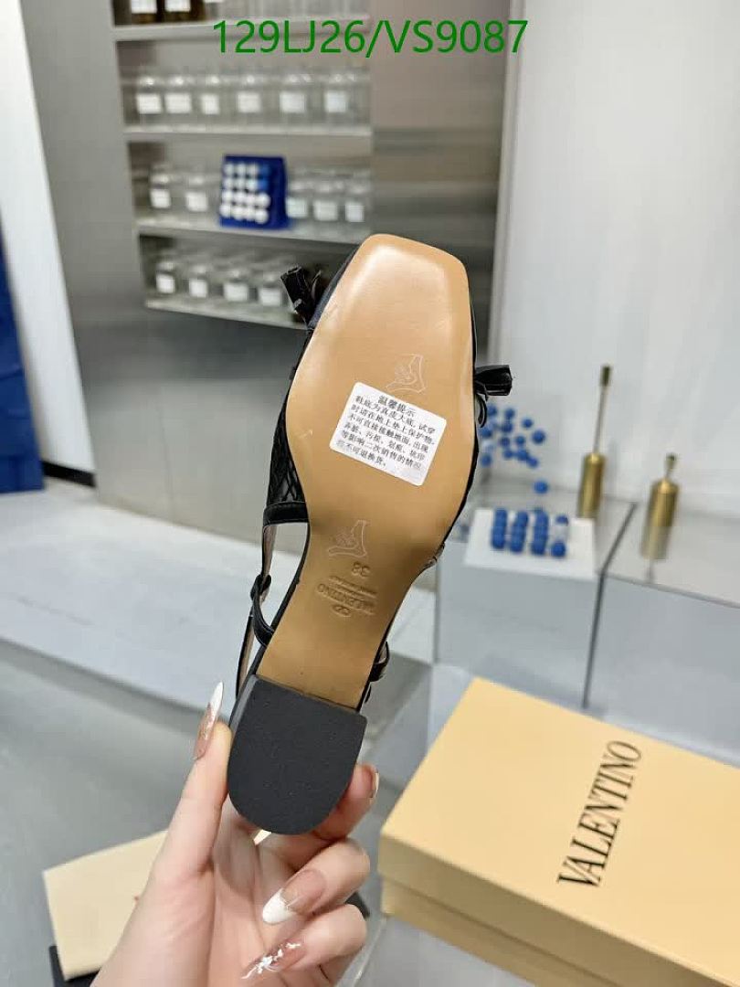 Valentino-Women Shoes Code: VS9087 $: 129USD