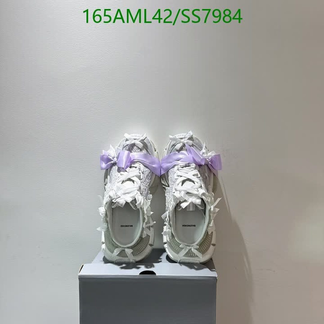 Balenciaga-Women Shoes Code: SS7984 $: 165USD