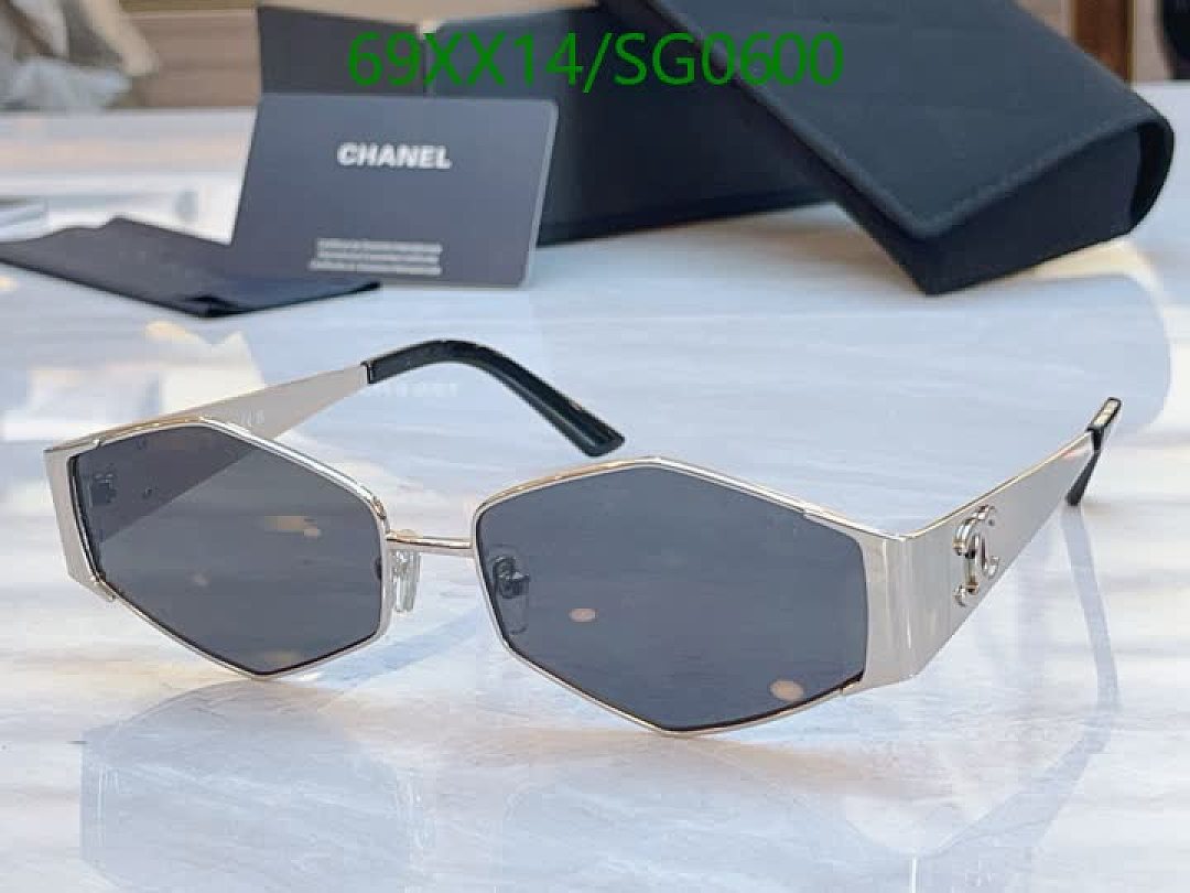 Chanel-Glasses Code: SG0600 $: 69USD