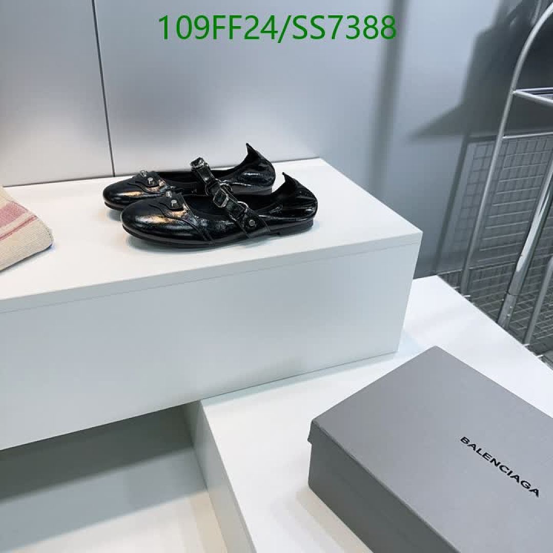 Balenciaga-Women Shoes Code: SS7388 $: 109USD