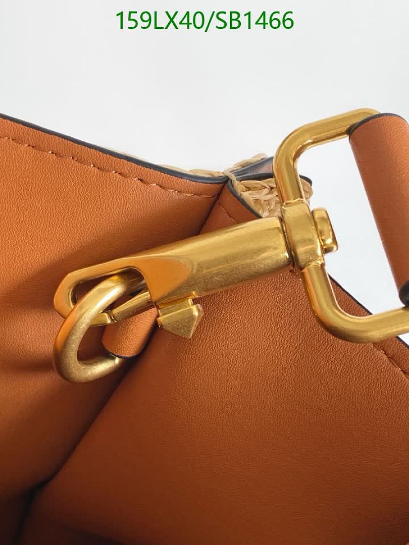 Valentino-Bag-4A Quality Code: SB1466 $: 159USD