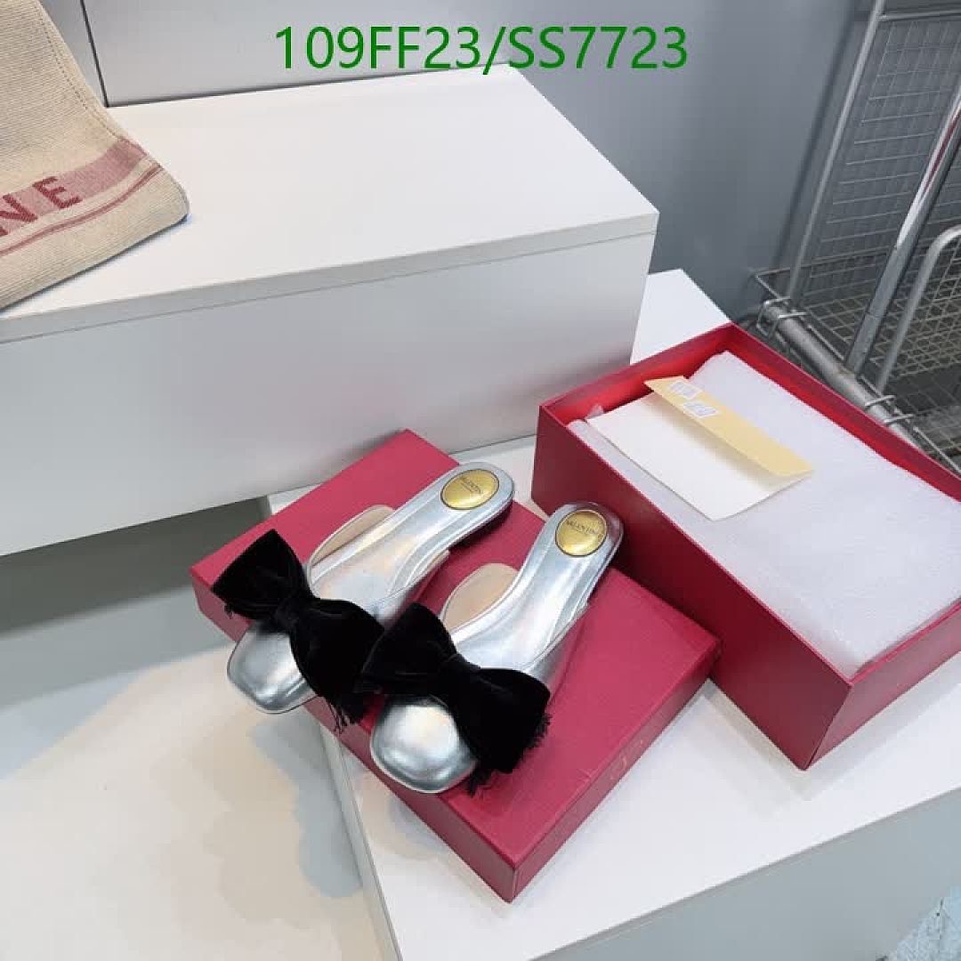Valentino-Women Shoes Code: SS7723 $: 109USD