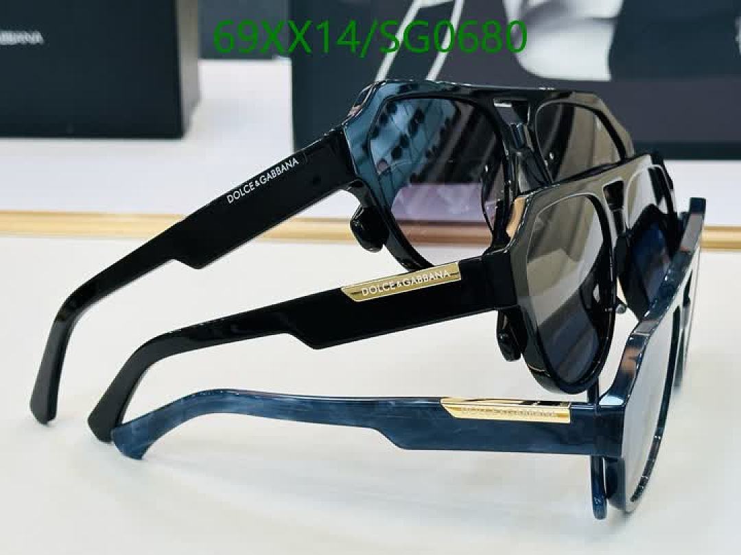 D&G-Glasses Code: SG0680 $: 69USD