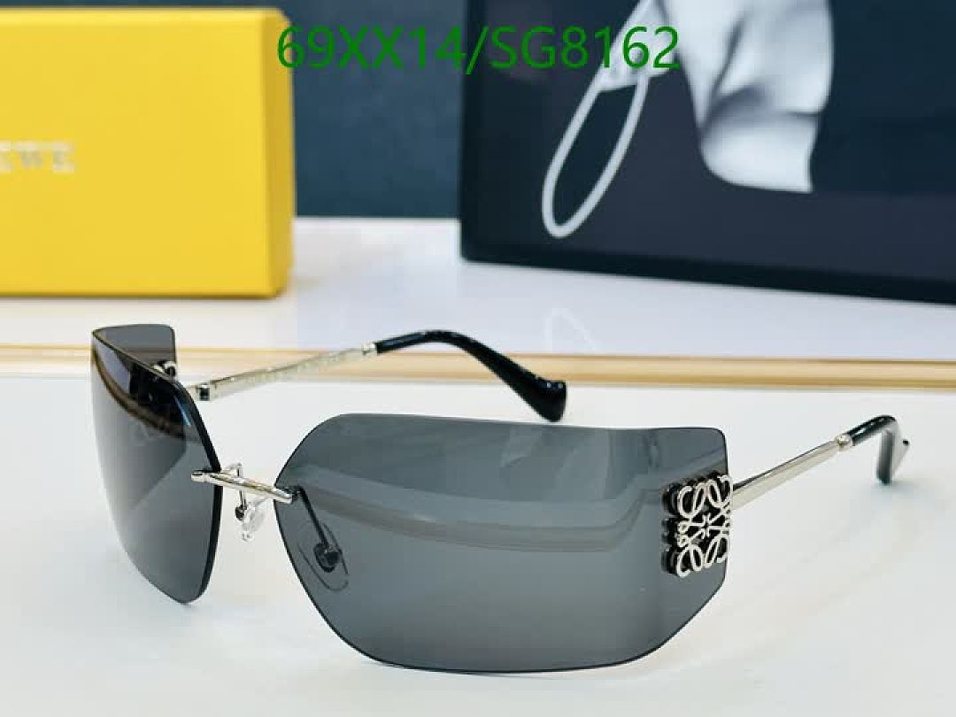 Loewe-Glasses Code: SG8162 $: 69USD