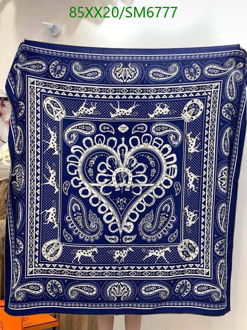 Hermes-Scarf Code: SM6777 $: 85USD
