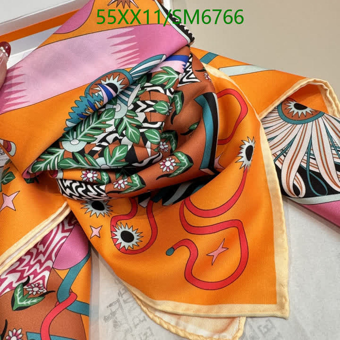 Hermes-Scarf Code: SM6766 $: 55USD