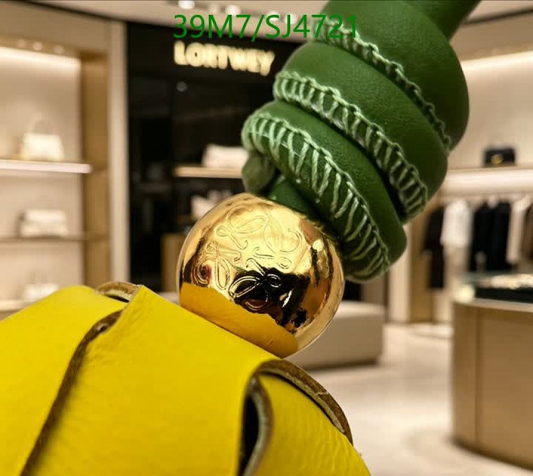 Loewe-Key pendant Code: SJ4721 $: 39USD