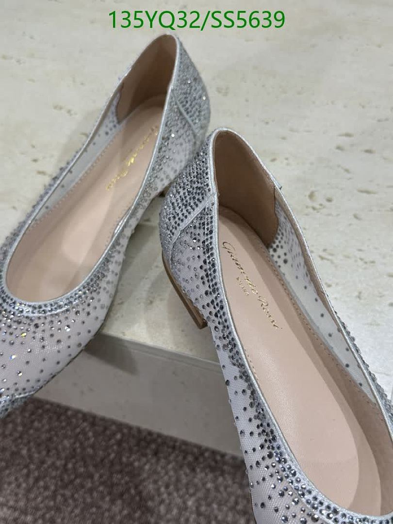 Gianvito Rossi-Women Shoes Code: SS5639 $: 135USD