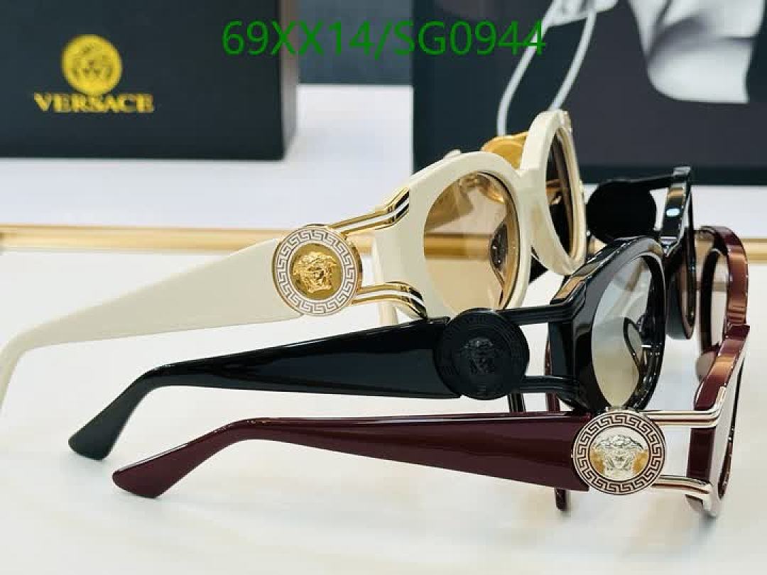 Versace-Glasses Code: SG0944 $: 69USD