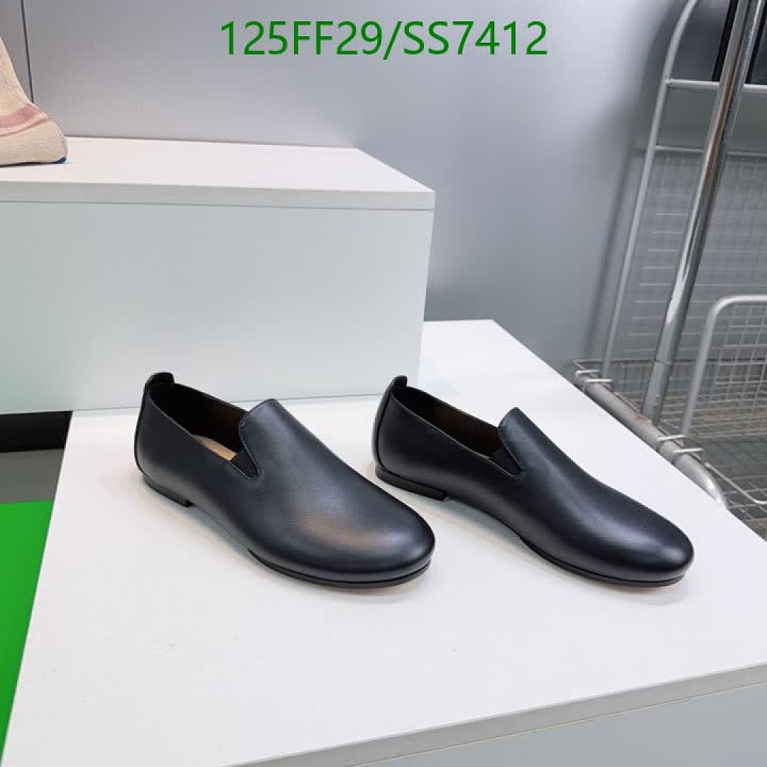 BV-Women Shoes Code: SS7412 $: 125USD