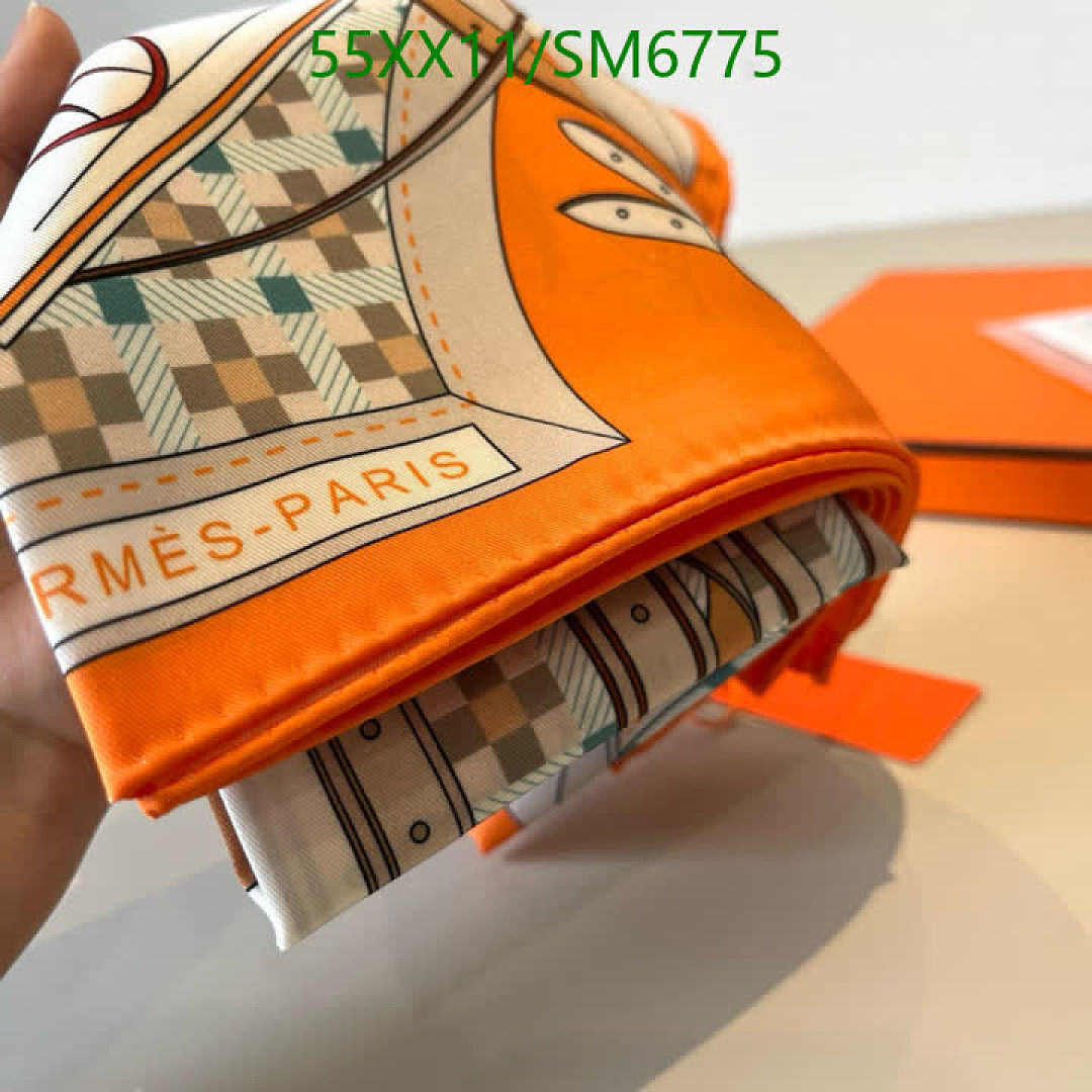 Hermes-Scarf Code: SM6775 $: 55USD