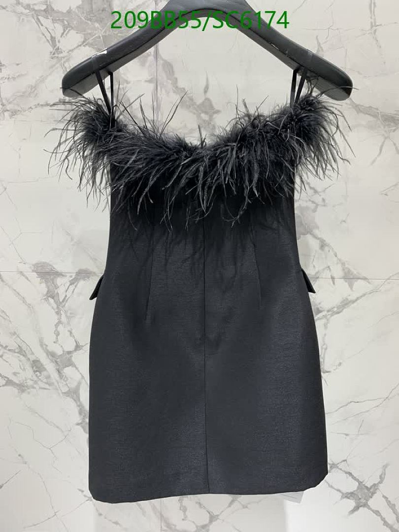 YSL-Clothing Code: SC6174 $: 209USD