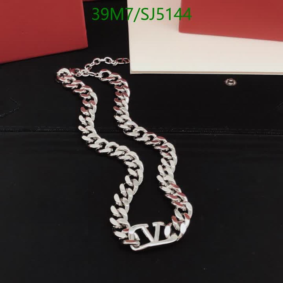 Valentino-Jewelry Code: SJ5144 $: 39USD