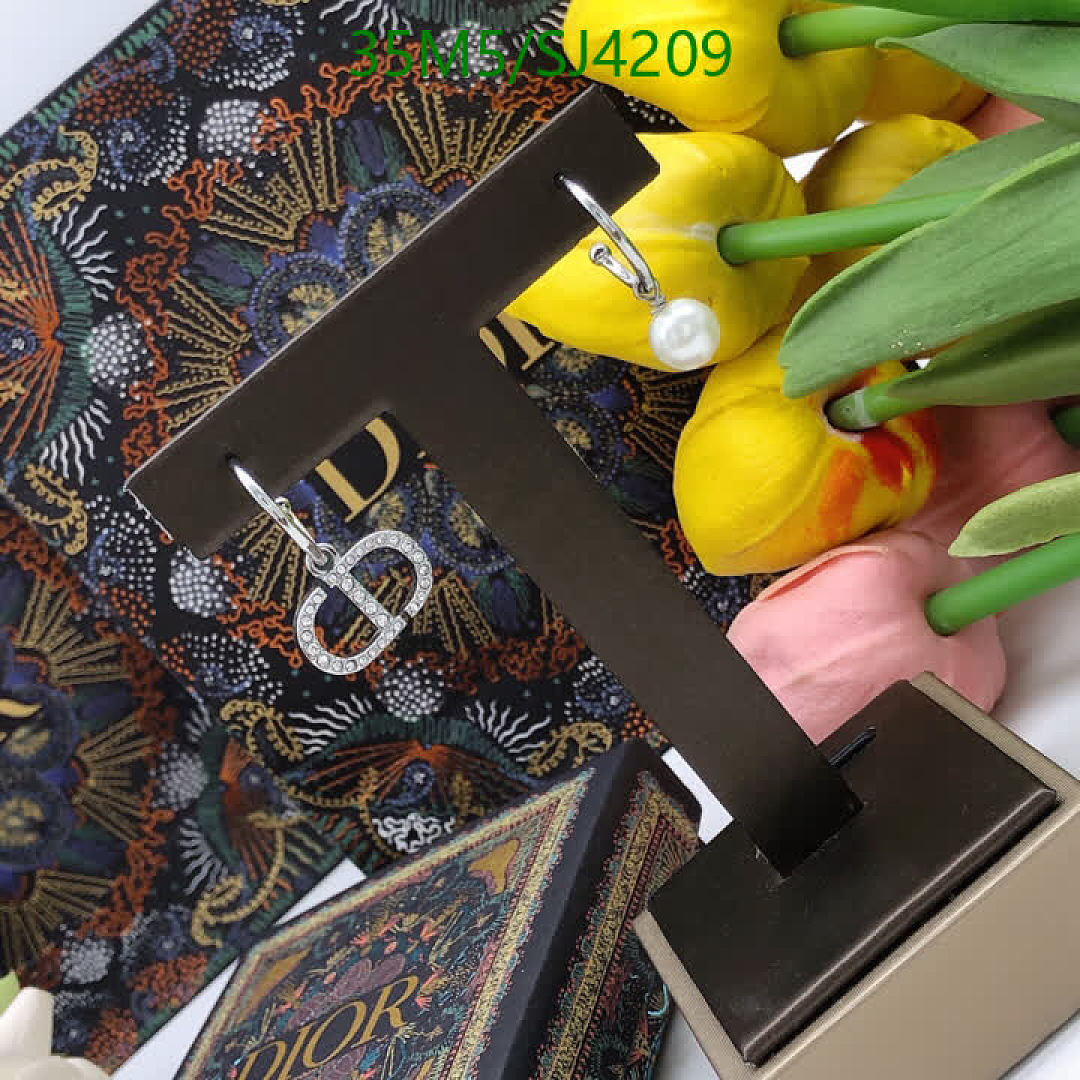 Dior-Jewelry Code: SJ4209 $: 35USD