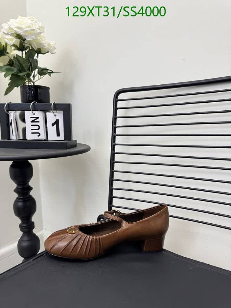 Prada-Women Shoes Code: SS4000 $: 129USD