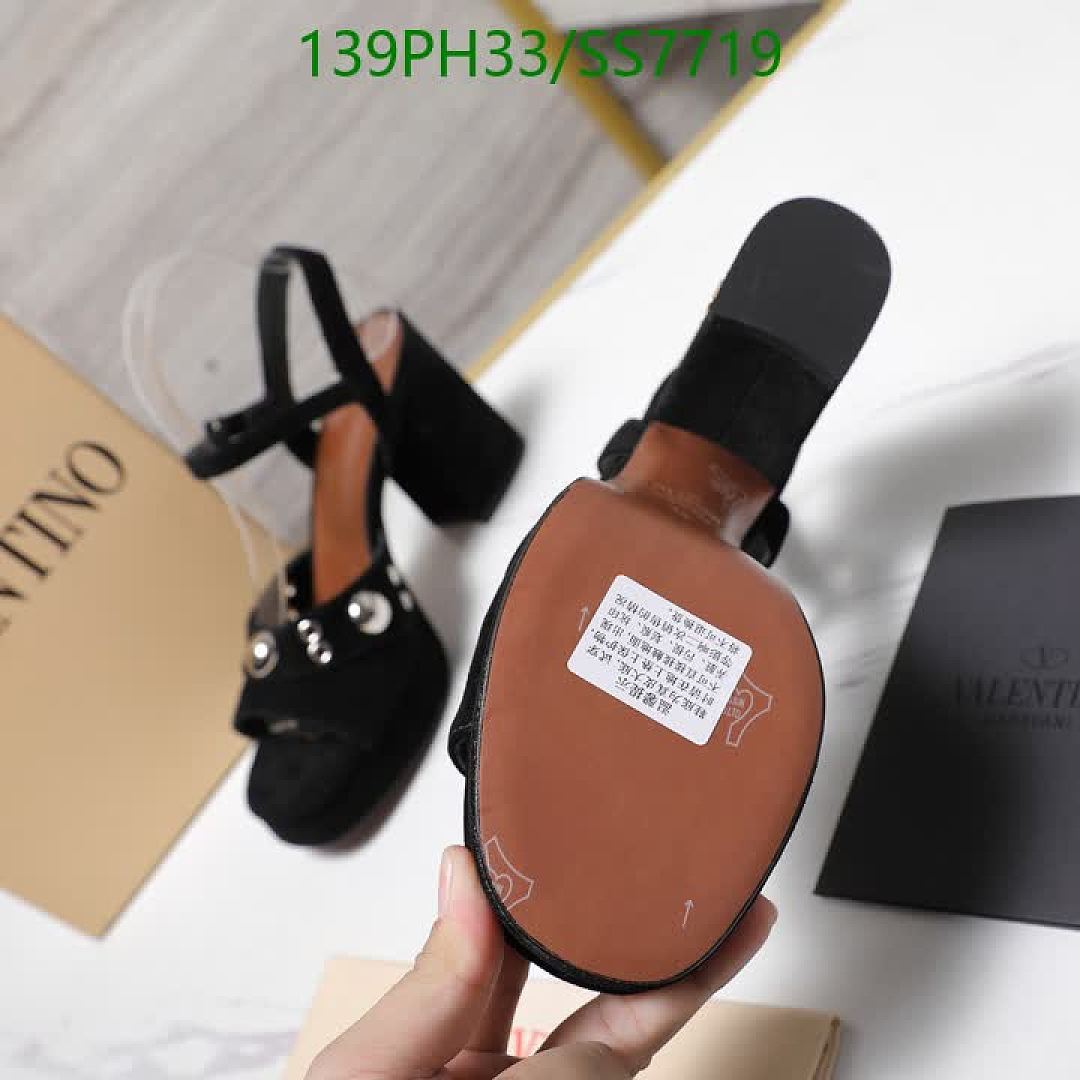 Valentino-Women Shoes Code: SS7719 $: 139USD
