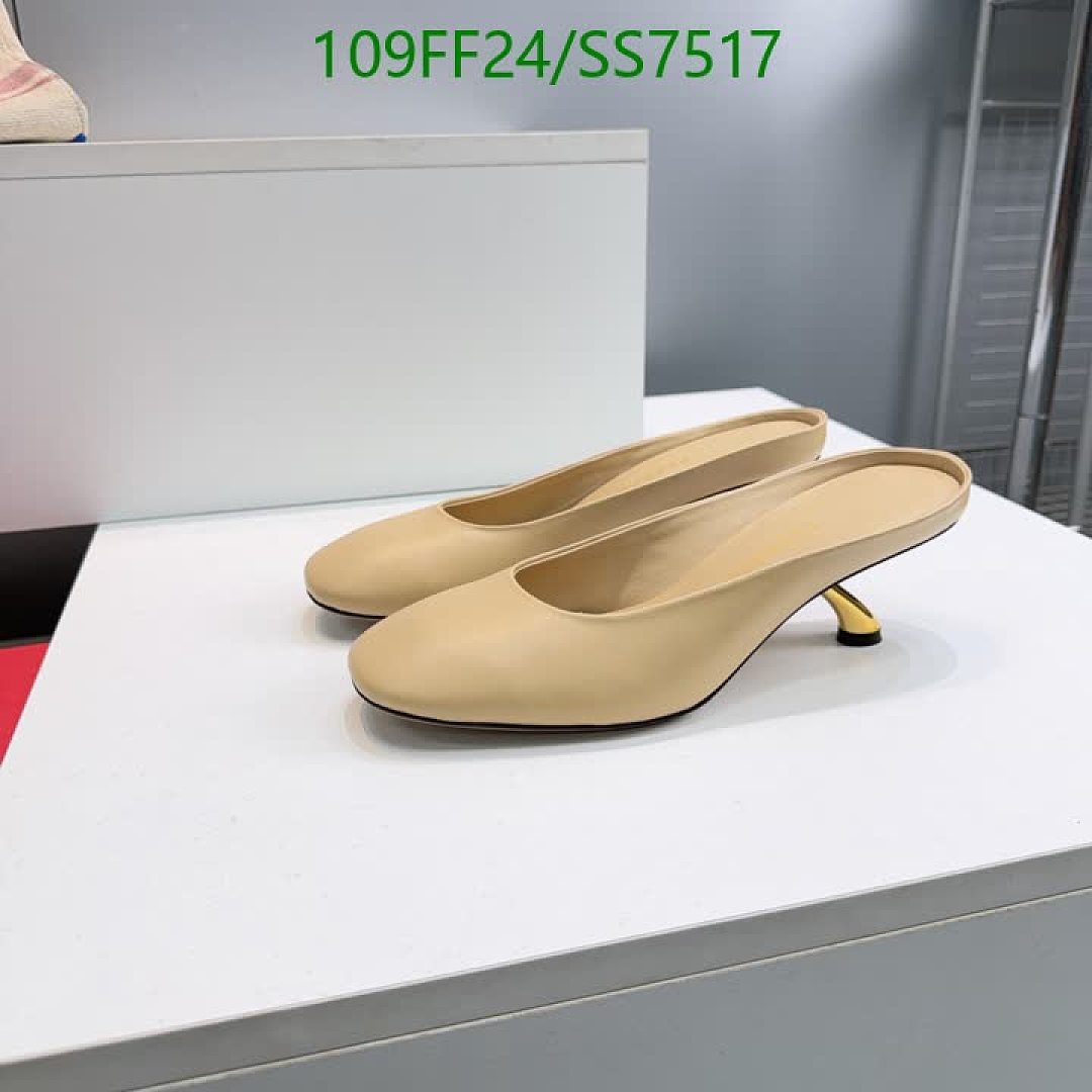 Ferragamo-Women Shoes Code: SS7517 $: 109USD