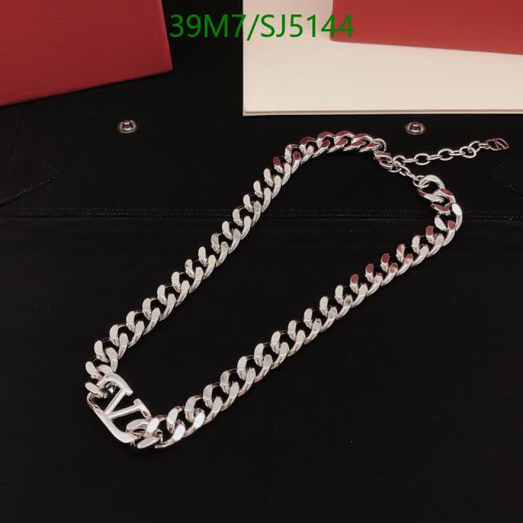 Valentino-Jewelry Code: SJ5144 $: 39USD