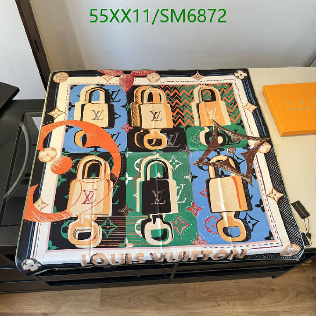 LV-Scarf Code: SM6872 $: 55USD