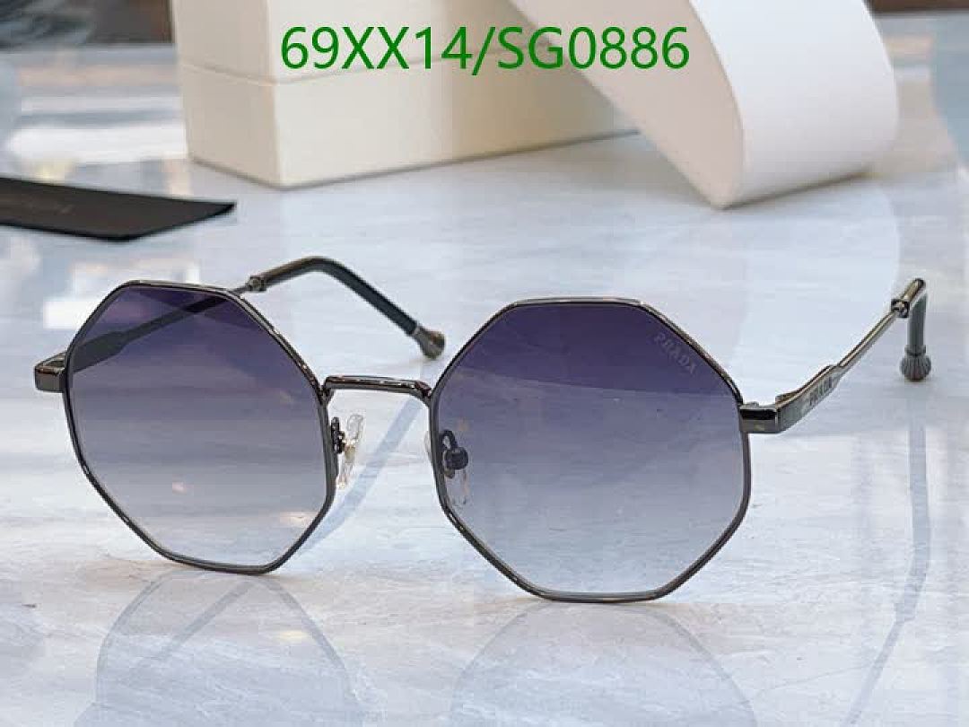 Prada-Glasses Code: SG0886 $: 69USD