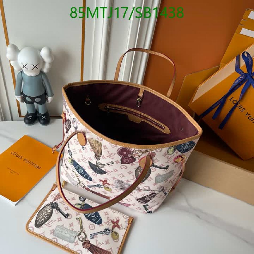 LV-Bag-4A Quality Code: SB1438 $: 85USD