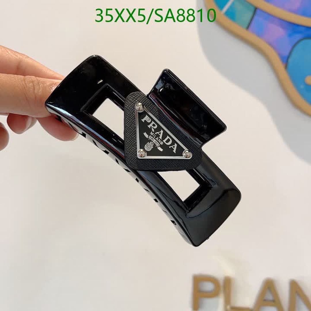 Prada-Headband Code: SA8810 $: 35USD