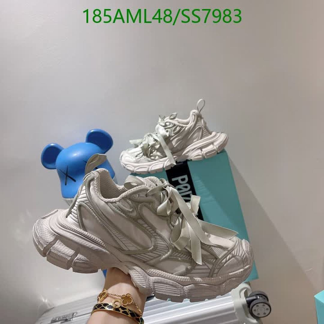Balenciaga-Women Shoes Code: SS7983 $: 185USD