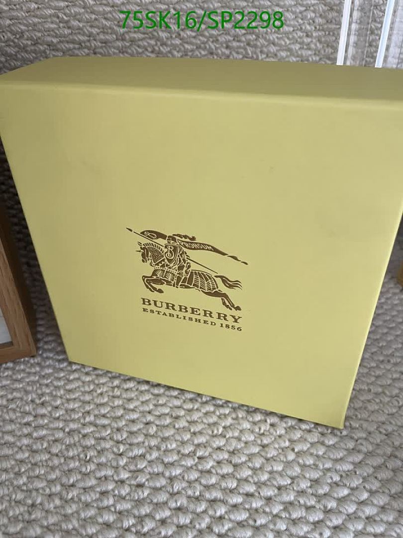 Burberry-Belts Code: SP2298 $: 75USD