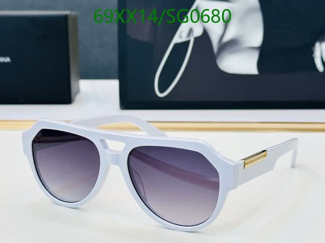 D&G-Glasses Code: SG0680 $: 69USD