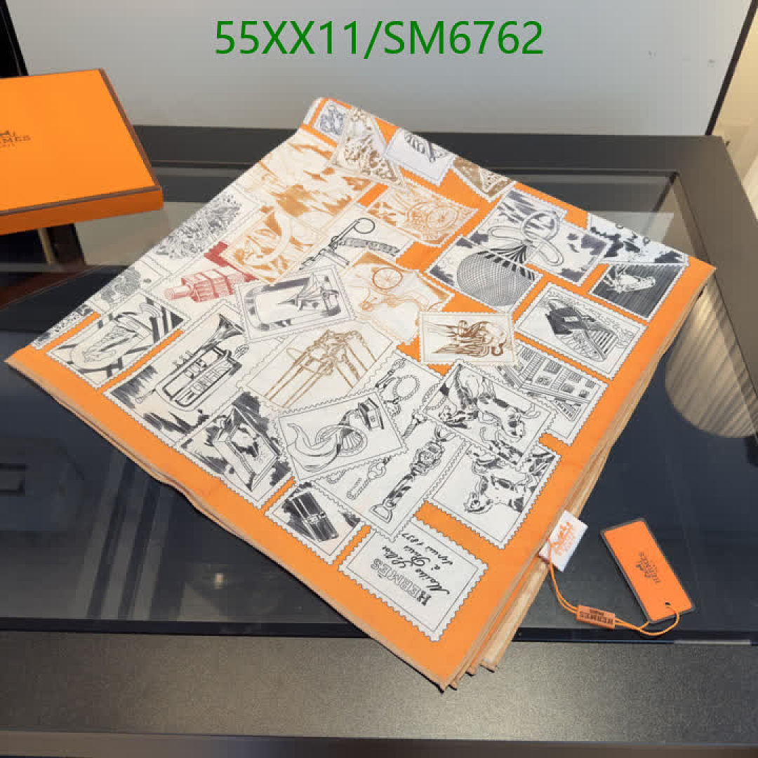 Hermes-Scarf Code: SM6762 $: 55USD