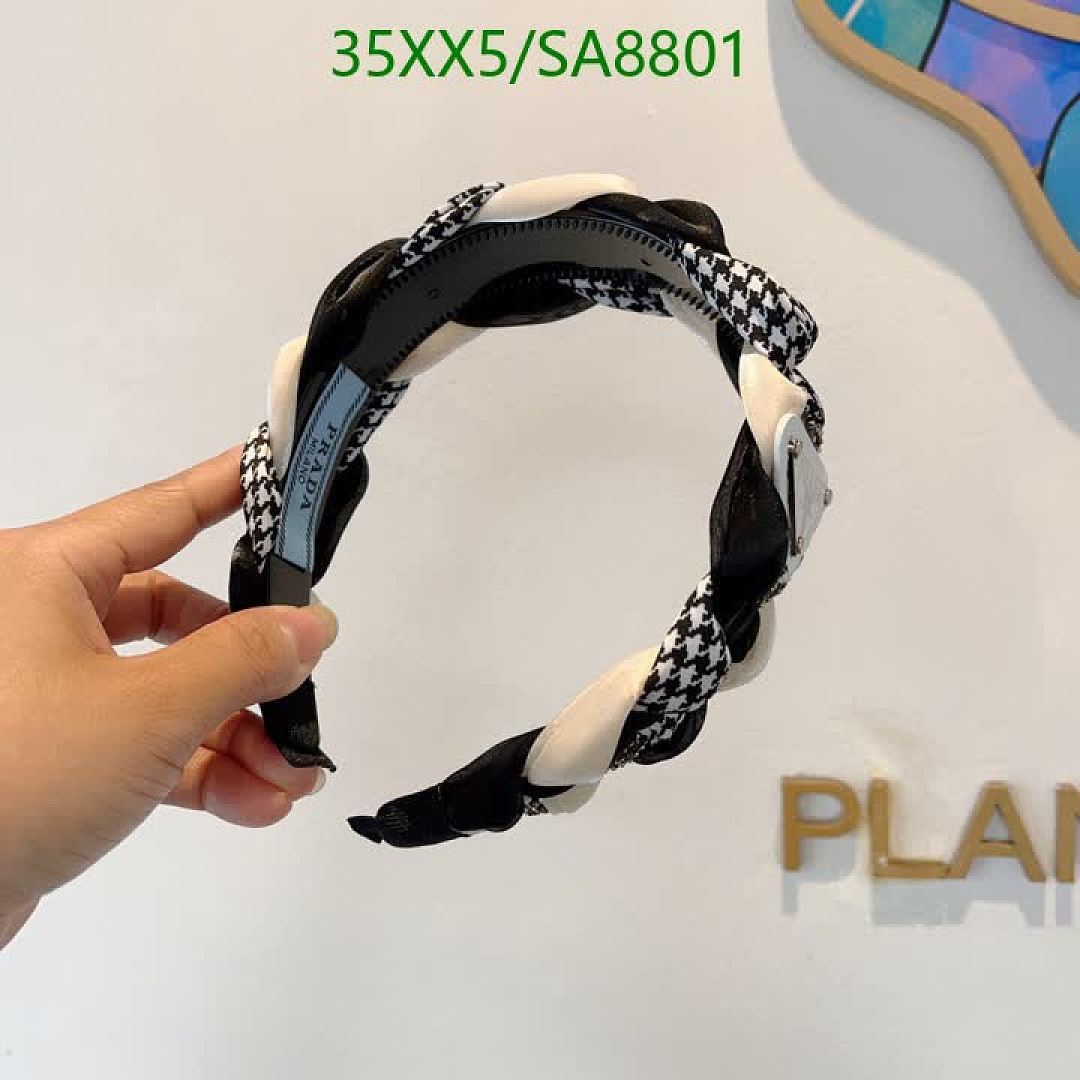 Prada-Headband Code: SA8801 $: 35USD
