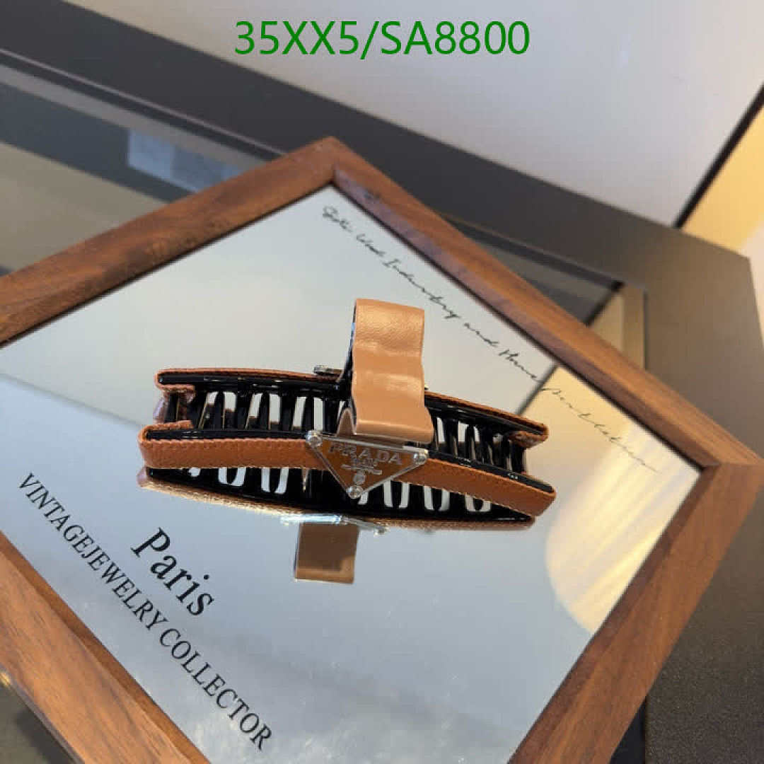Prada-Headband Code: SA8800 $: 35USD