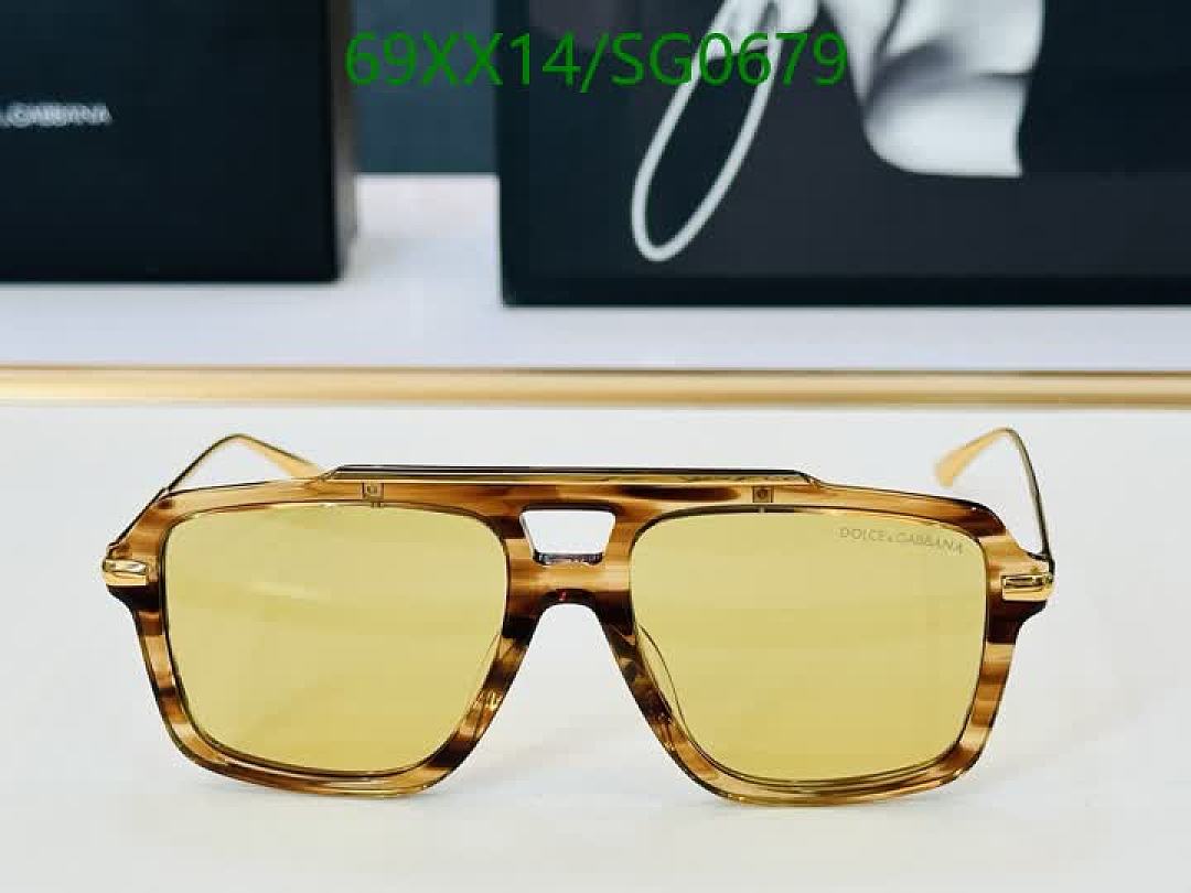 D&G-Glasses Code: SG0679 $: 69USD
