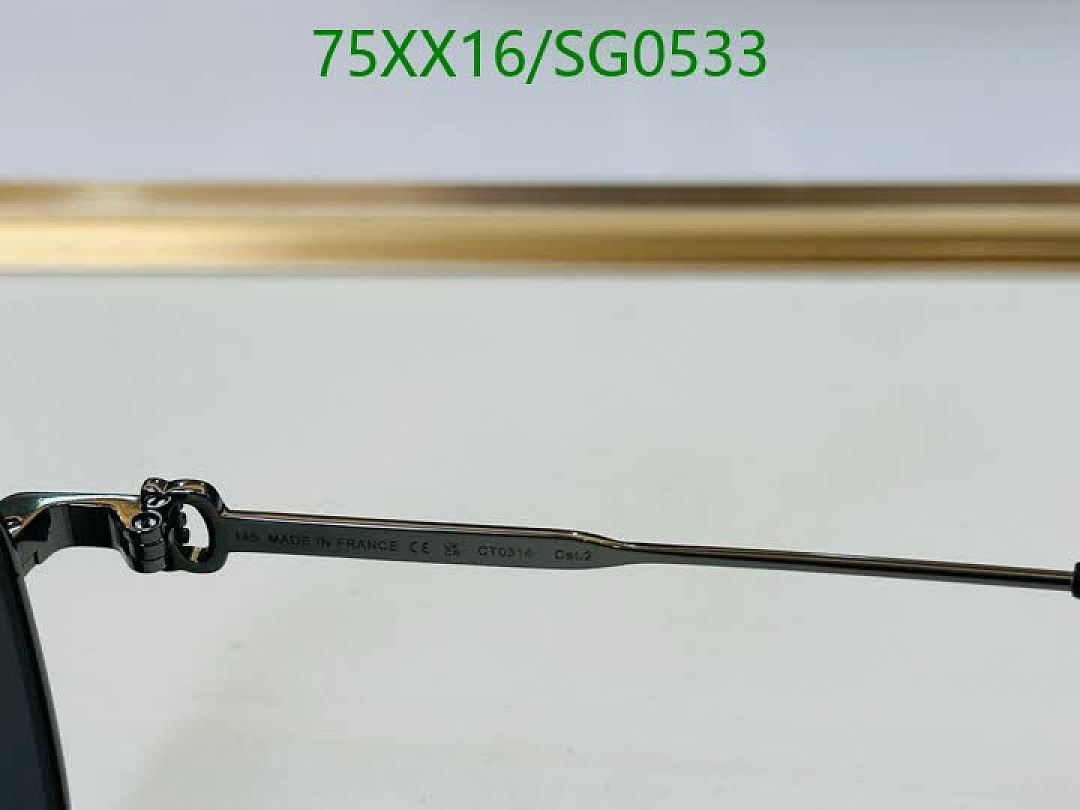 Cartier-Glasses Code: SG0533 $: 75USD