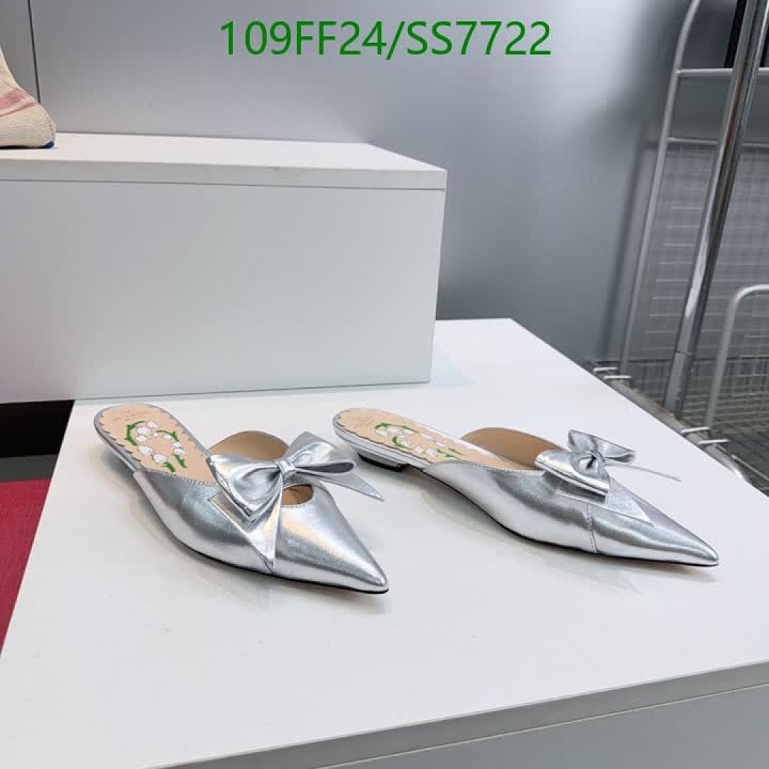 Valentino-Women Shoes Code: SS7722 $: 109USD