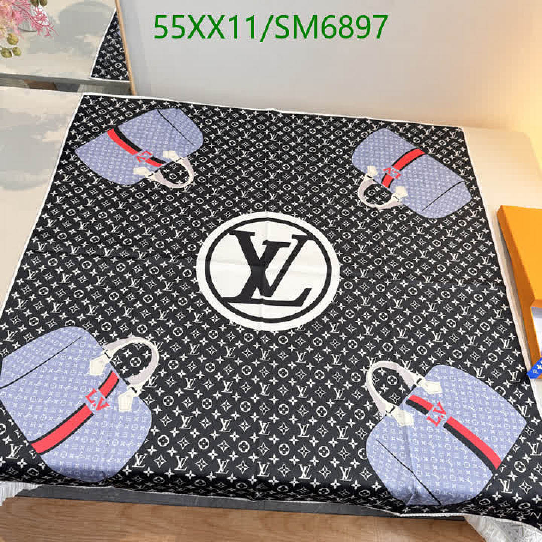 LV-Scarf Code: SM6897 $: 55USD