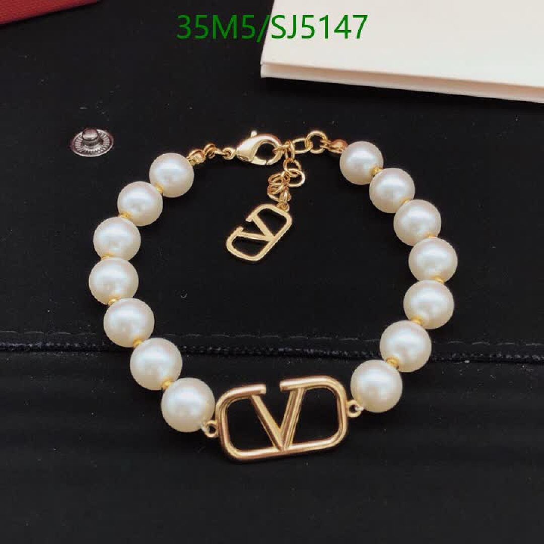 Valentino-Jewelry Code: SJ5147 $: 35USD