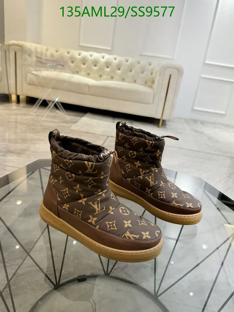 Boots-Women Shoes Code: SS9577 $: 135USD