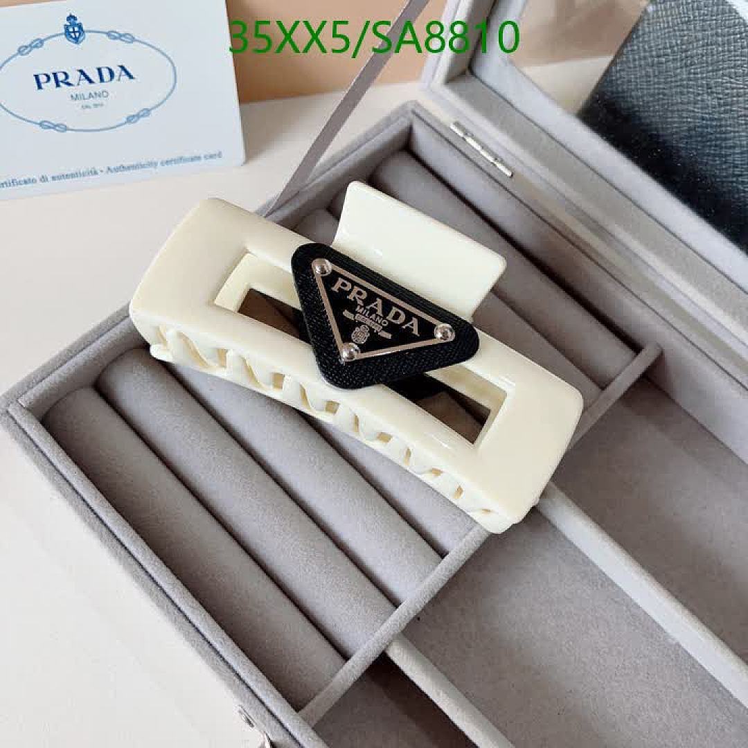 Prada-Headband Code: SA8810 $: 35USD