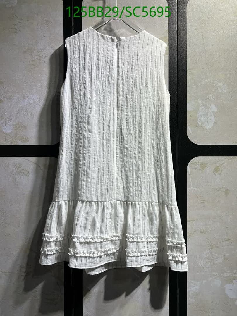 Chanel-Clothing Code: SC5695 $: 125USD
