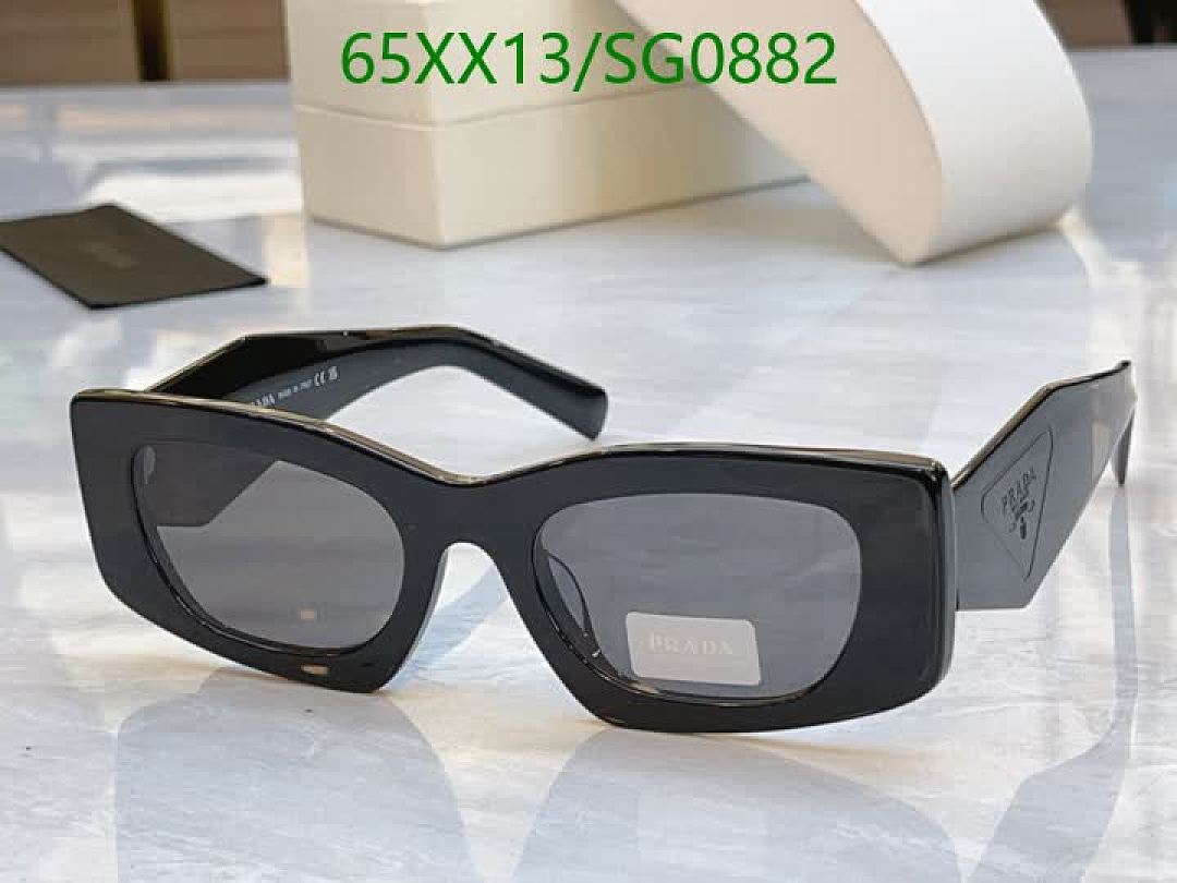 Prada-Glasses Code: SG0882 $: 65USD
